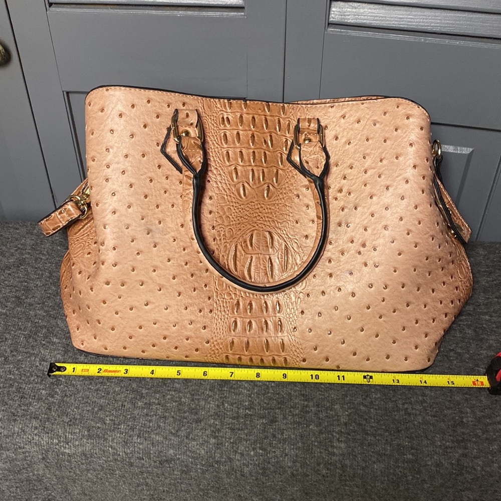 Le Miel Vegan Faux Pink Alligator Purse - Picture 8 of 13